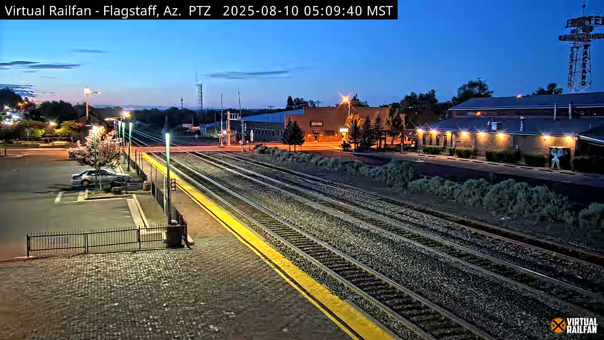 Flagstaff Amtrak Railroad Live Cam - Flagstaff, Coconino, Arizona, USA