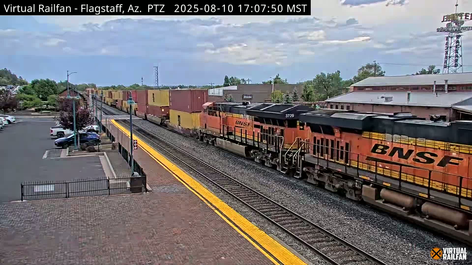 Flagstaff Amtrak Railroad Live Cam - Flagstaff, Coconino, Arizona, USA