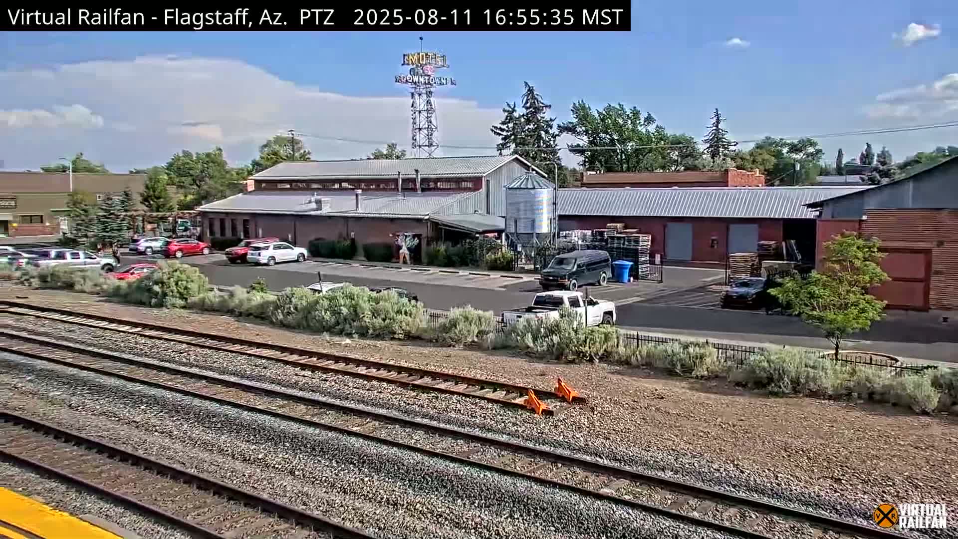 Flagstaff Amtrak Railroad Live Cam - Flagstaff, Coconino, Arizona, USA
