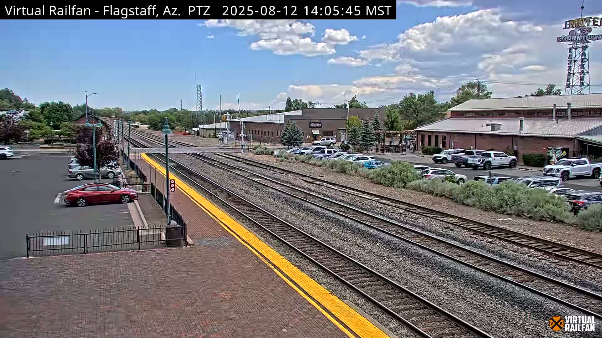 Flagstaff Amtrak Railroad Live Cam - Flagstaff, Coconino, Arizona, USA
