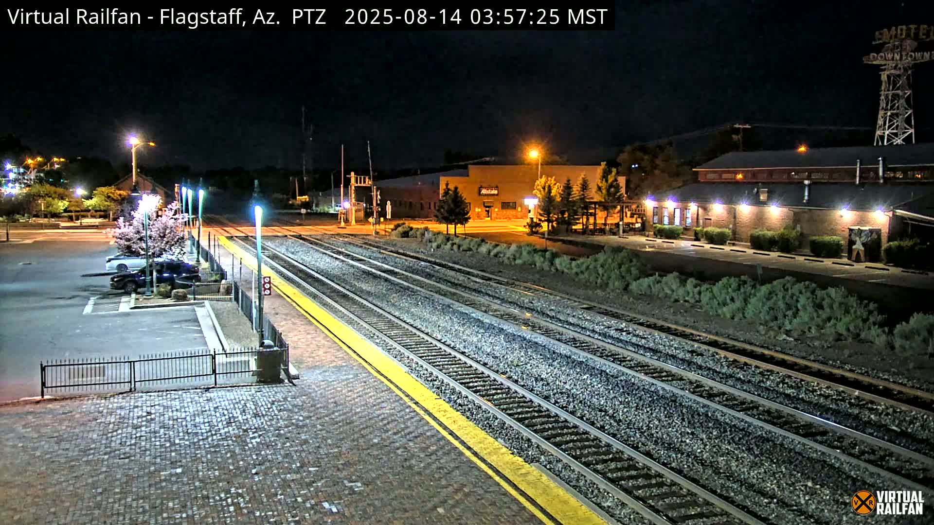 Flagstaff Amtrak Railroad Live Cam - Flagstaff, Coconino, Arizona, USA