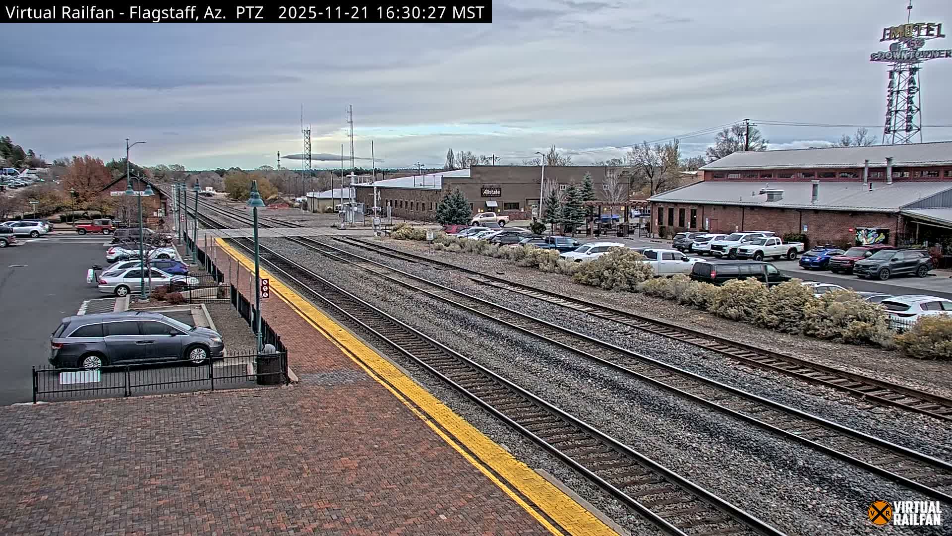 Flagstaff Amtrak Railroad Live Cam - Flagstaff, Coconino, Arizona, USA