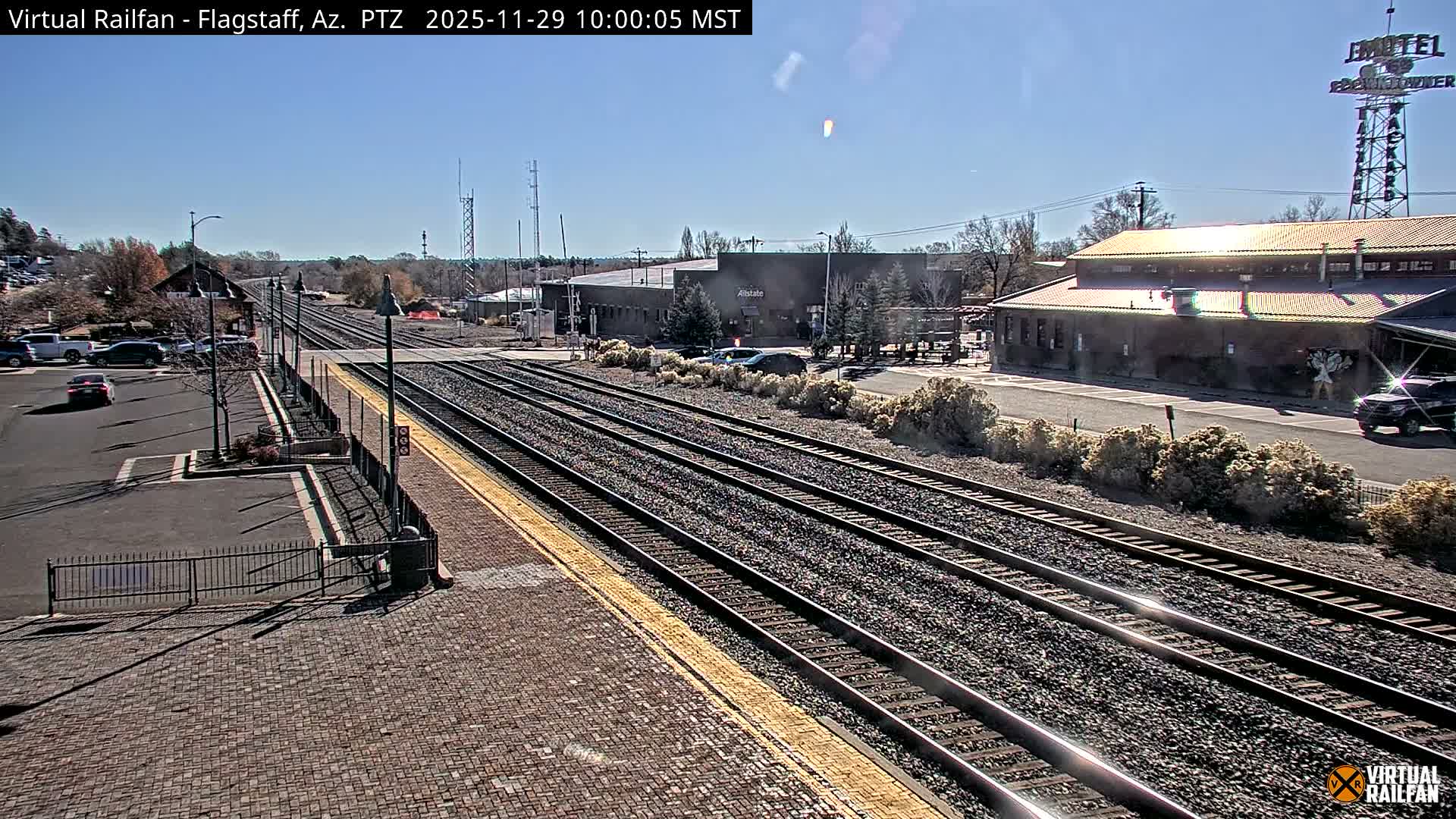 Flagstaff Amtrak Railroad Live Cam - Flagstaff, Coconino, Arizona, USA
