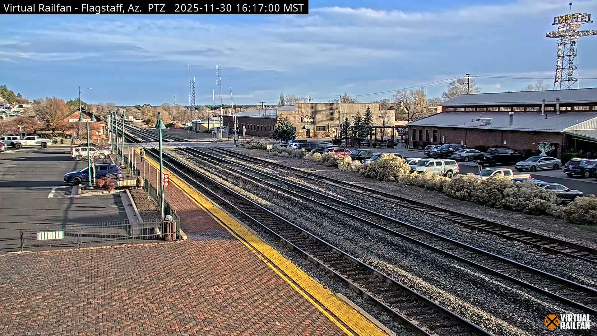 Flagstaff Amtrak Railroad Live Cam - Flagstaff, Coconino, Arizona, USA