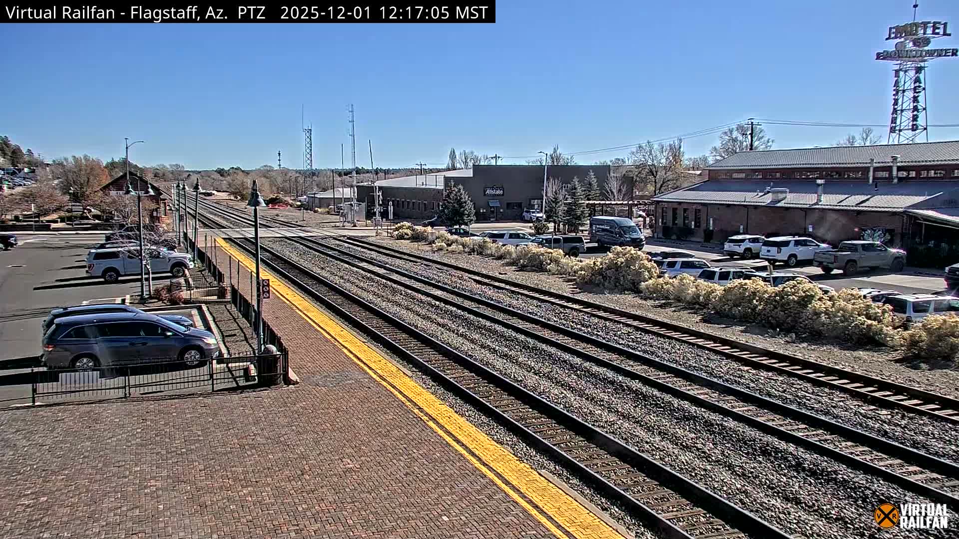 Flagstaff Amtrak Railroad Live Cam - Flagstaff, Coconino, Arizona, USA