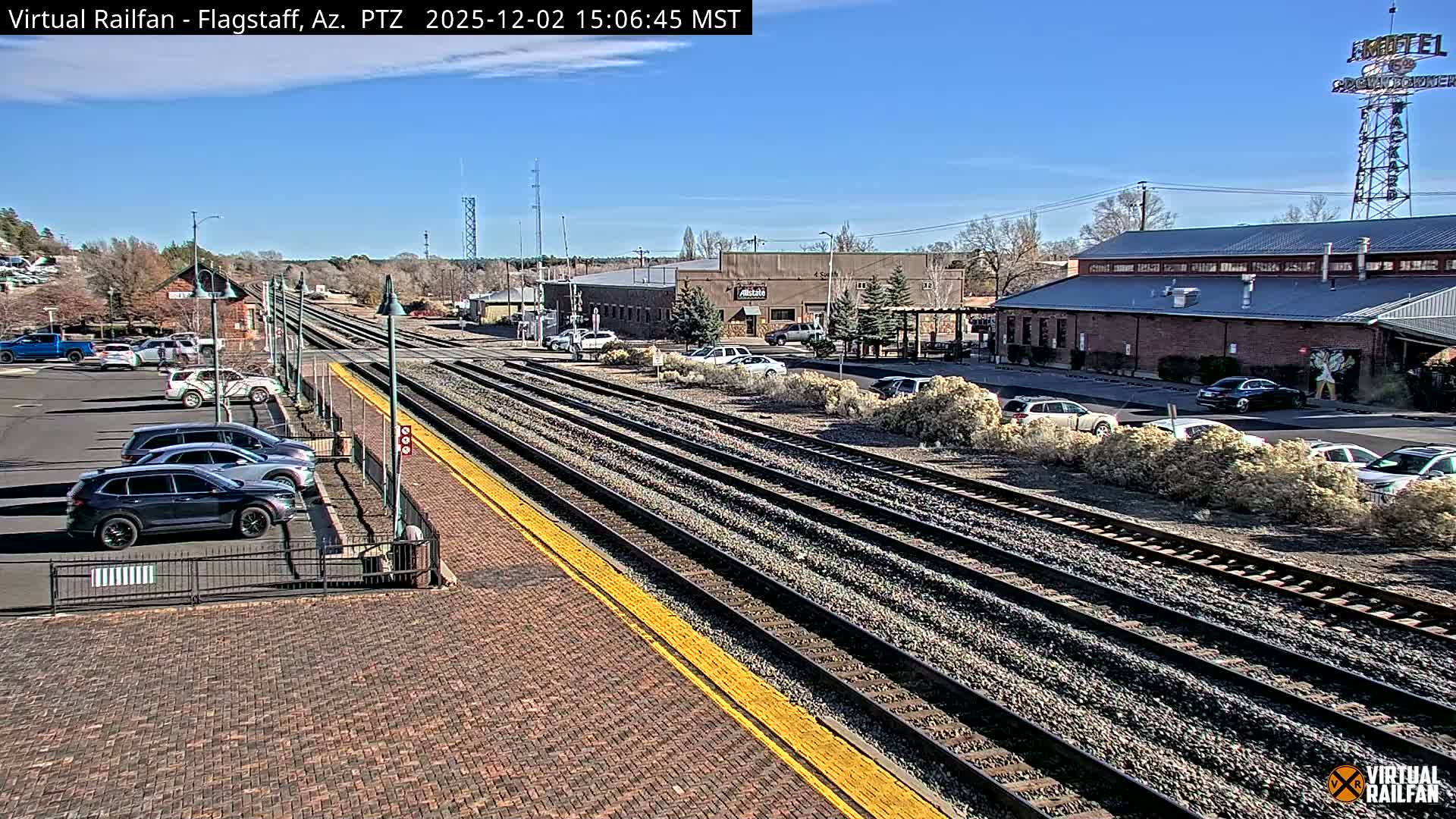 Flagstaff Amtrak Railroad Live Cam - Flagstaff, Coconino, Arizona, USA