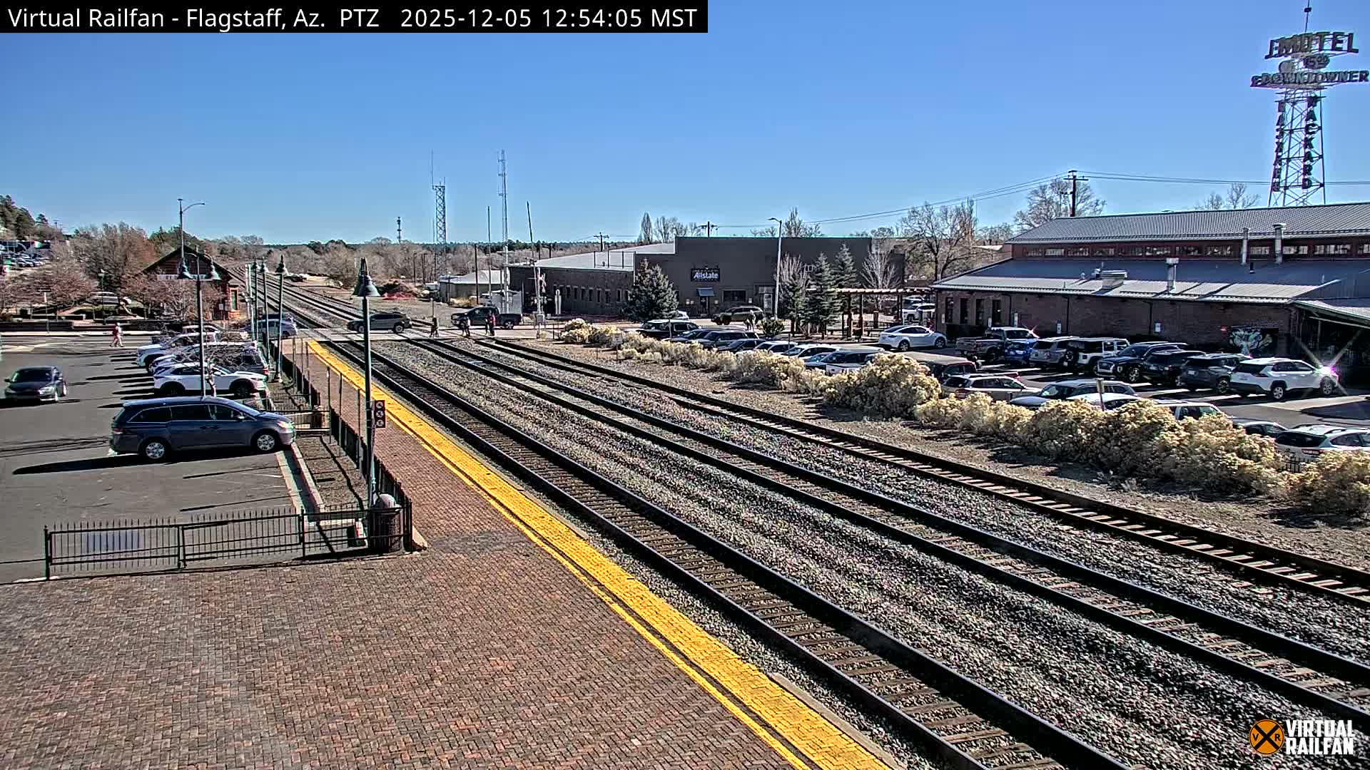 Flagstaff Amtrak Railroad Live Cam - Flagstaff, Coconino, Arizona, USA