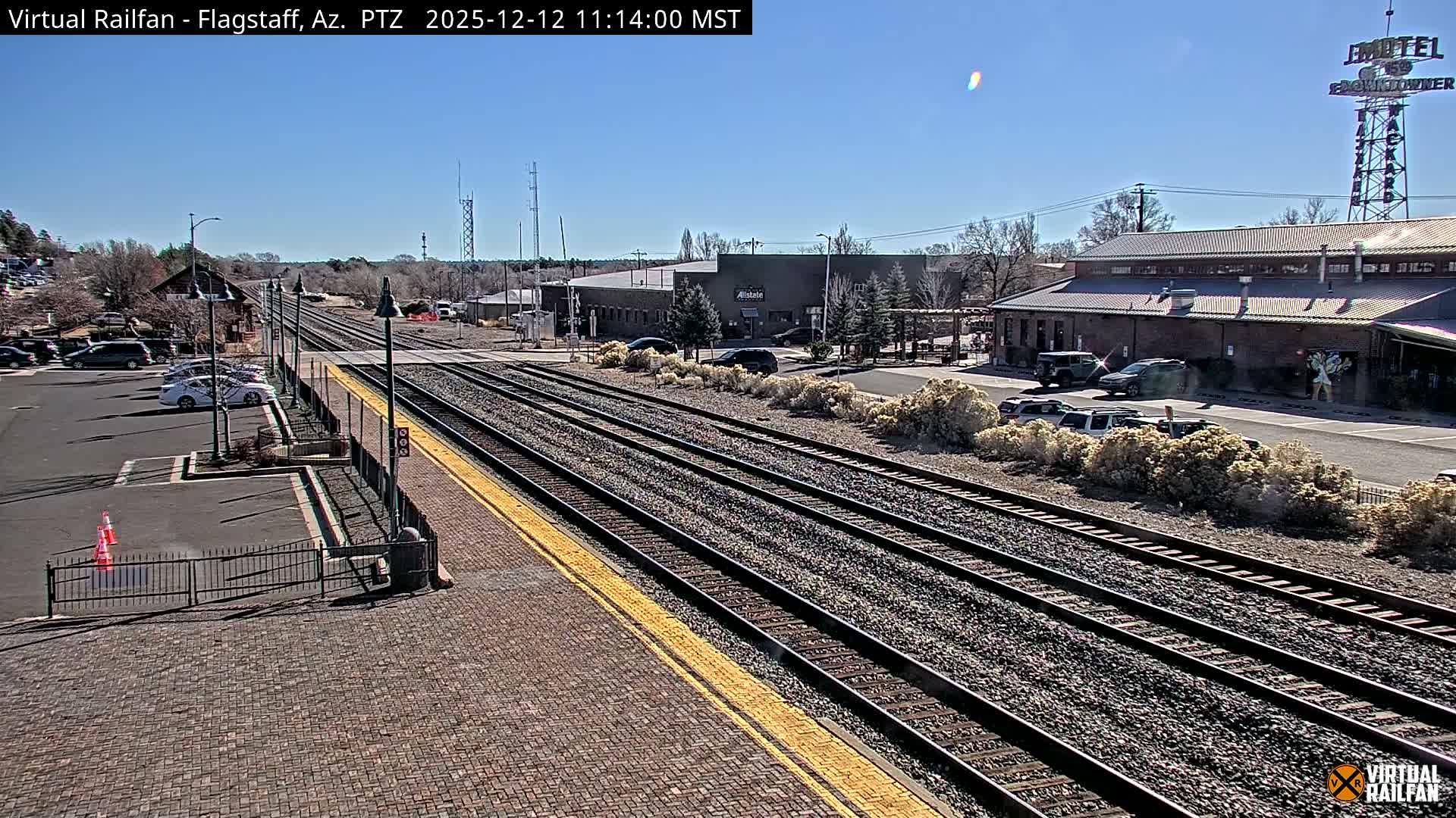 Flagstaff Amtrak Railroad Live Cam - Flagstaff, Coconino, Arizona, USA