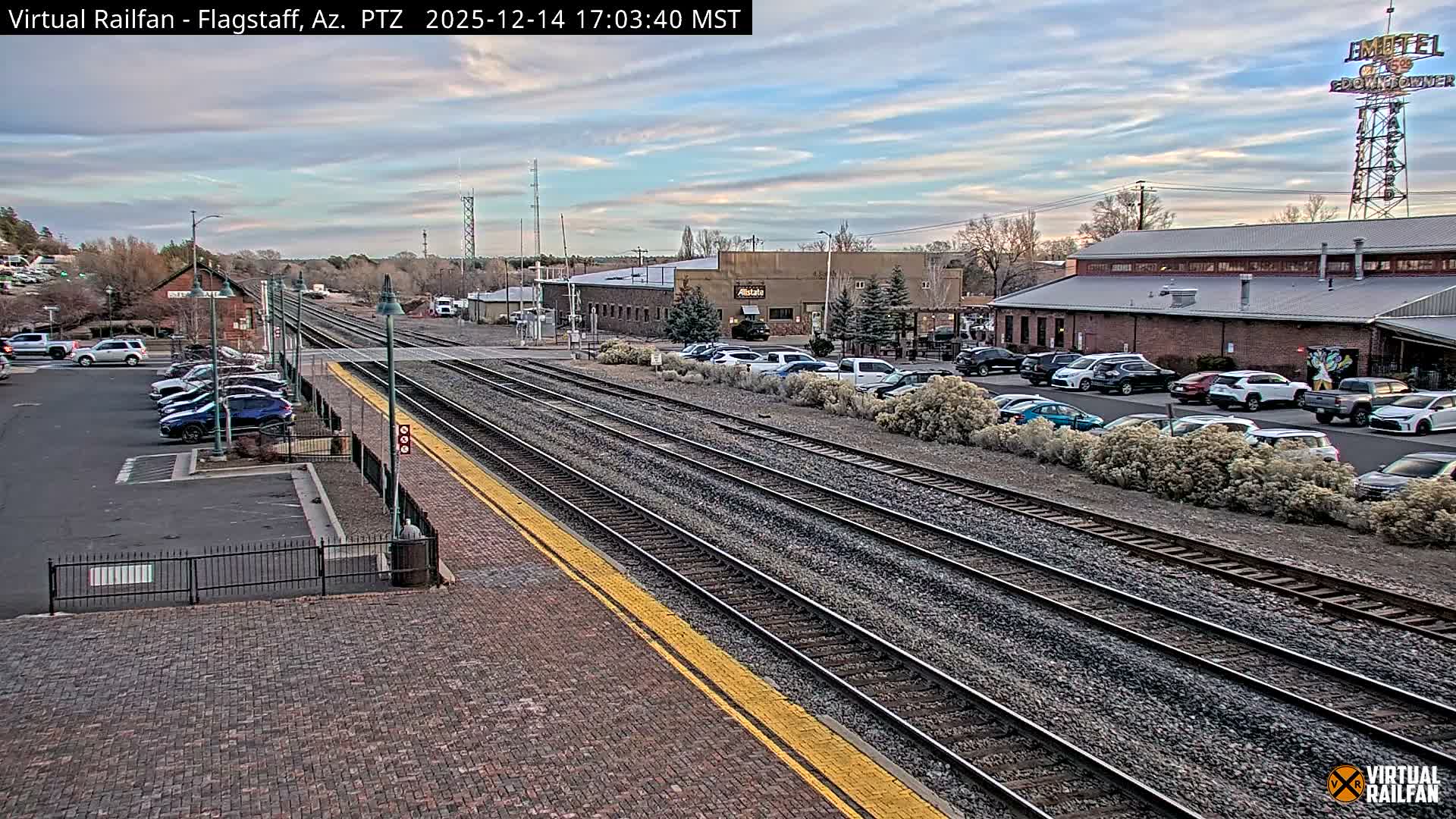 Flagstaff Amtrak Railroad Live Cam - Flagstaff, Coconino, Arizona, USA