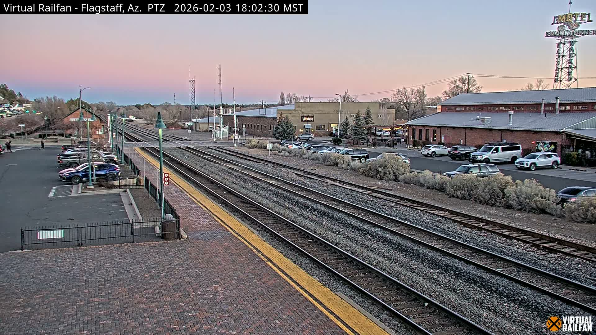 Flagstaff Amtrak Railroad Live Cam - Flagstaff, Coconino, Arizona, USA