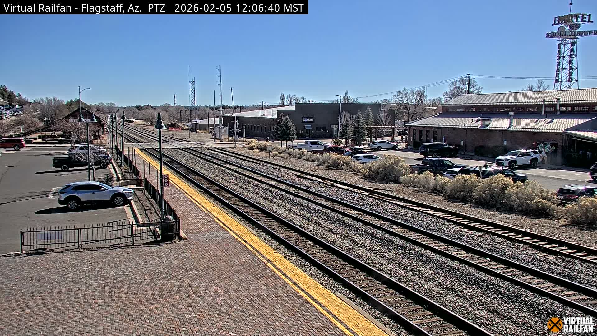 Flagstaff Amtrak Railroad Live Cam - Flagstaff, Coconino, Arizona, USA