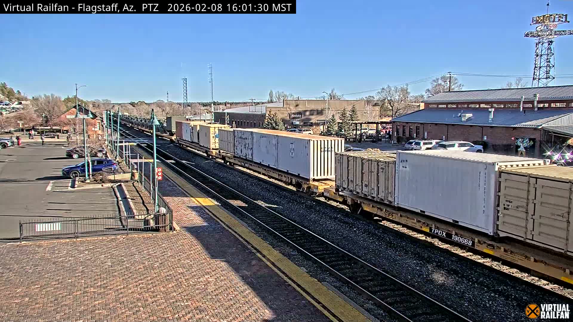 Flagstaff Amtrak Railroad Live Cam - Flagstaff, Coconino, Arizona, USA