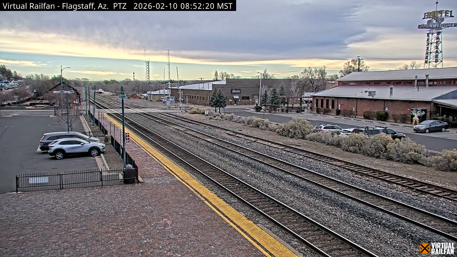 Flagstaff Amtrak Railroad Live Cam - Flagstaff, Coconino, Arizona, USA