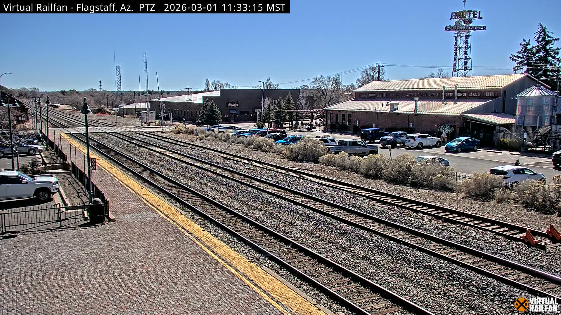 Flagstaff Amtrak Railroad Live Cam - Flagstaff, Coconino, Arizona, USA