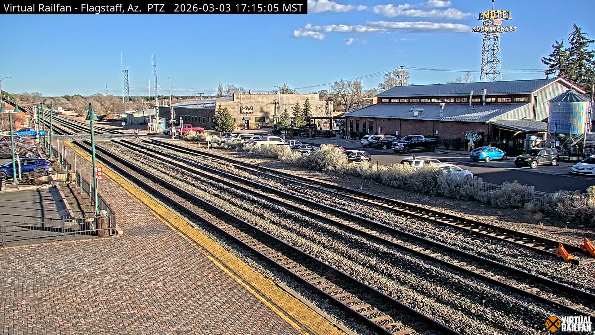 Flagstaff Amtrak Railroad Live Cam - Flagstaff, Coconino, Arizona, USA