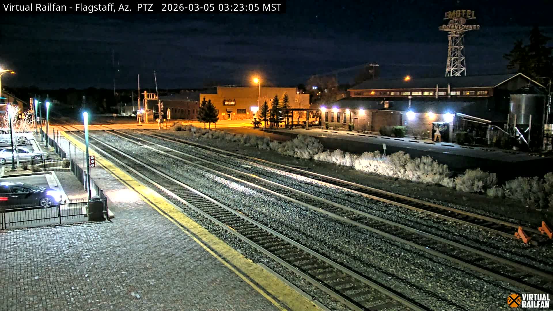 Flagstaff Amtrak Railroad Live Cam - Flagstaff, Coconino, Arizona, USA