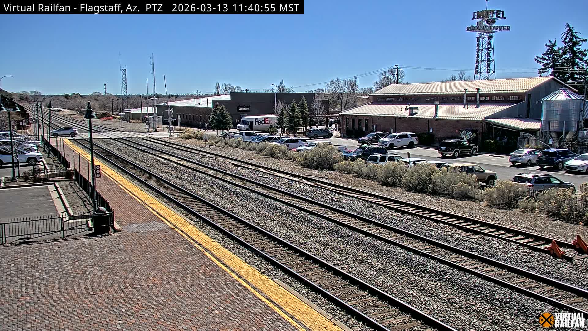 Flagstaff Amtrak Railroad Live Cam - Flagstaff, Coconino, Arizona, USA