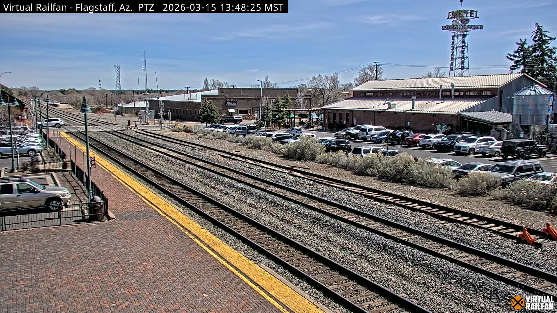 Flagstaff Amtrak Railroad Live Cam - Flagstaff, Coconino, Arizona, USA