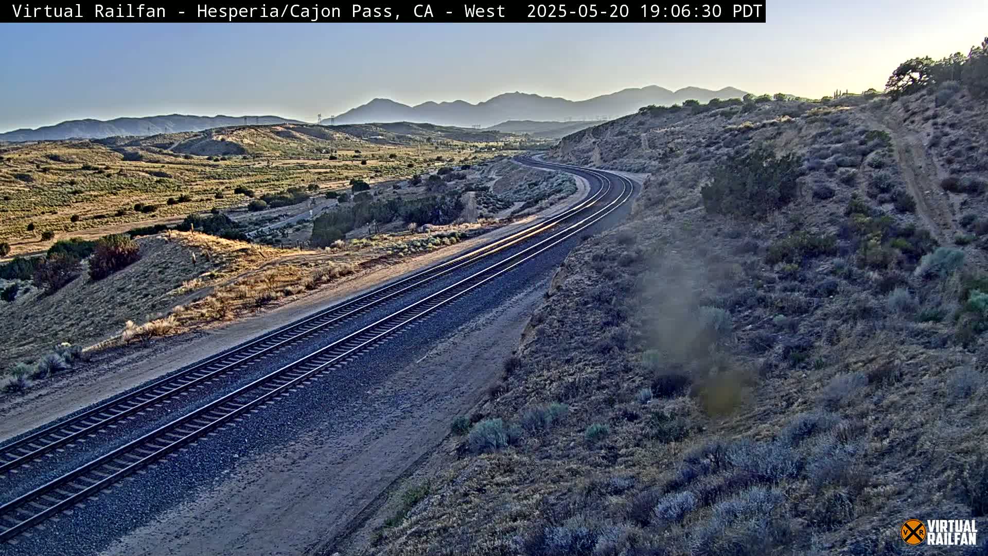 Hesperia Cajon Pass Railroad &  Mount San Antonio Panaromic Live Cam - Hesparia, San Bernardino, California, USA