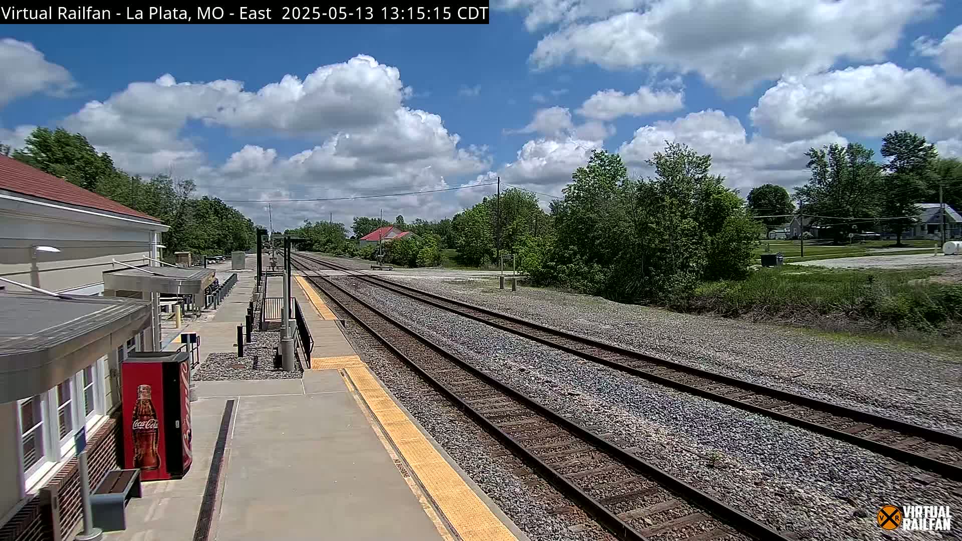 La Plata Railway Station Live Cam - La Plata, Macon, Missouri, USA
