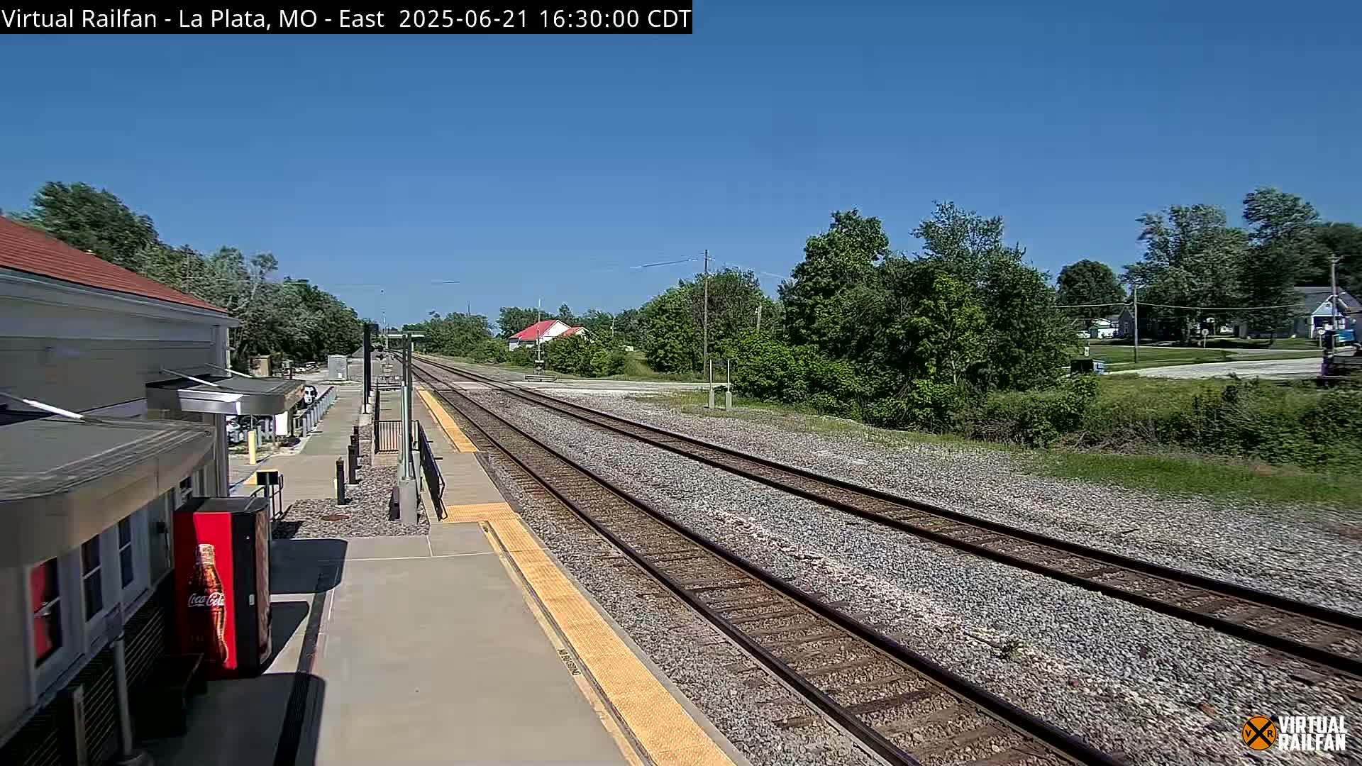 La Plata Railway Station Live Cam - La Plata, Macon, Missouri, USA