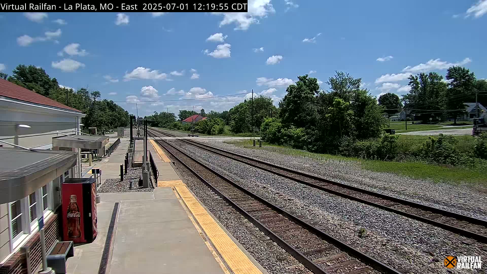 La Plata Railway Station Live Cam - La Plata, Macon, Missouri, USA