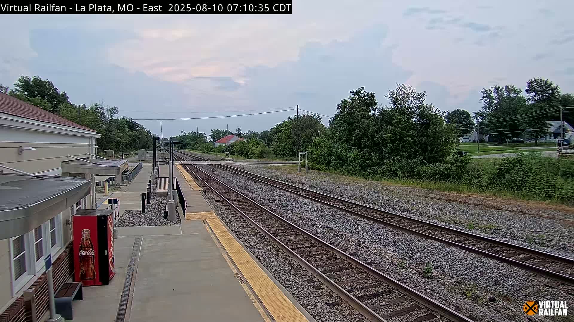 La Plata Railway Station Live Cam - La Plata, Macon, Missouri, USA