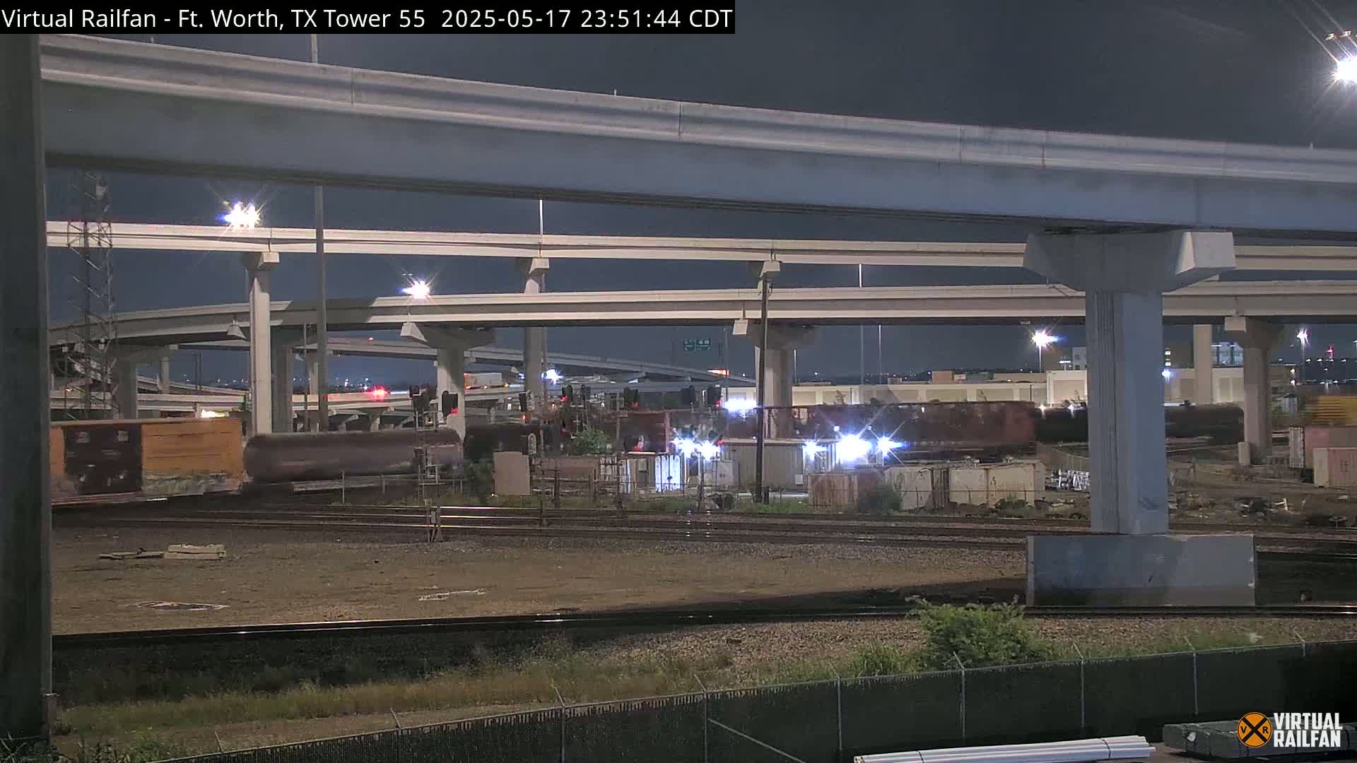 Fort Worth/Tower 55 Diamond Railroad Crossing Live Cam - Forth Worth, Tarrant ,Texas, USA 