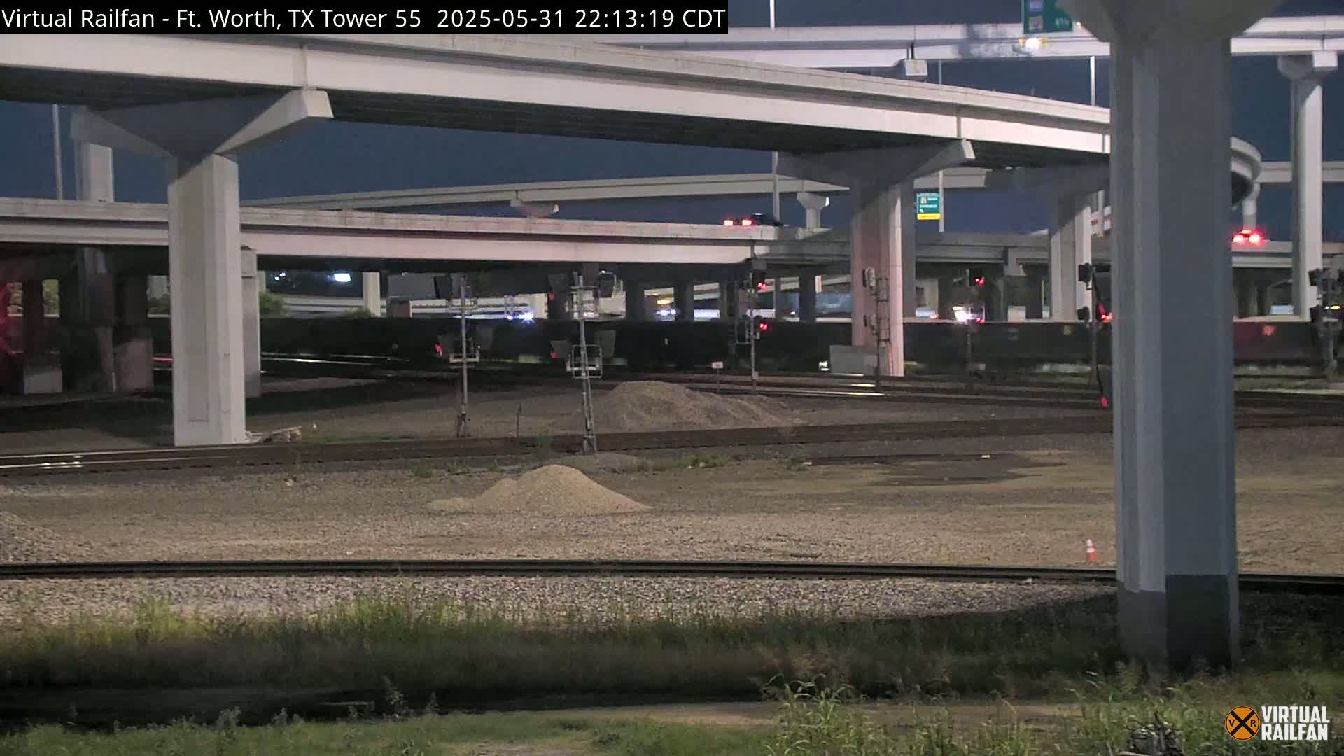 Fort Worth/Tower 55 Diamond Railroad Crossing Live Cam - Forth Worth, Tarrant ,Texas, USA 