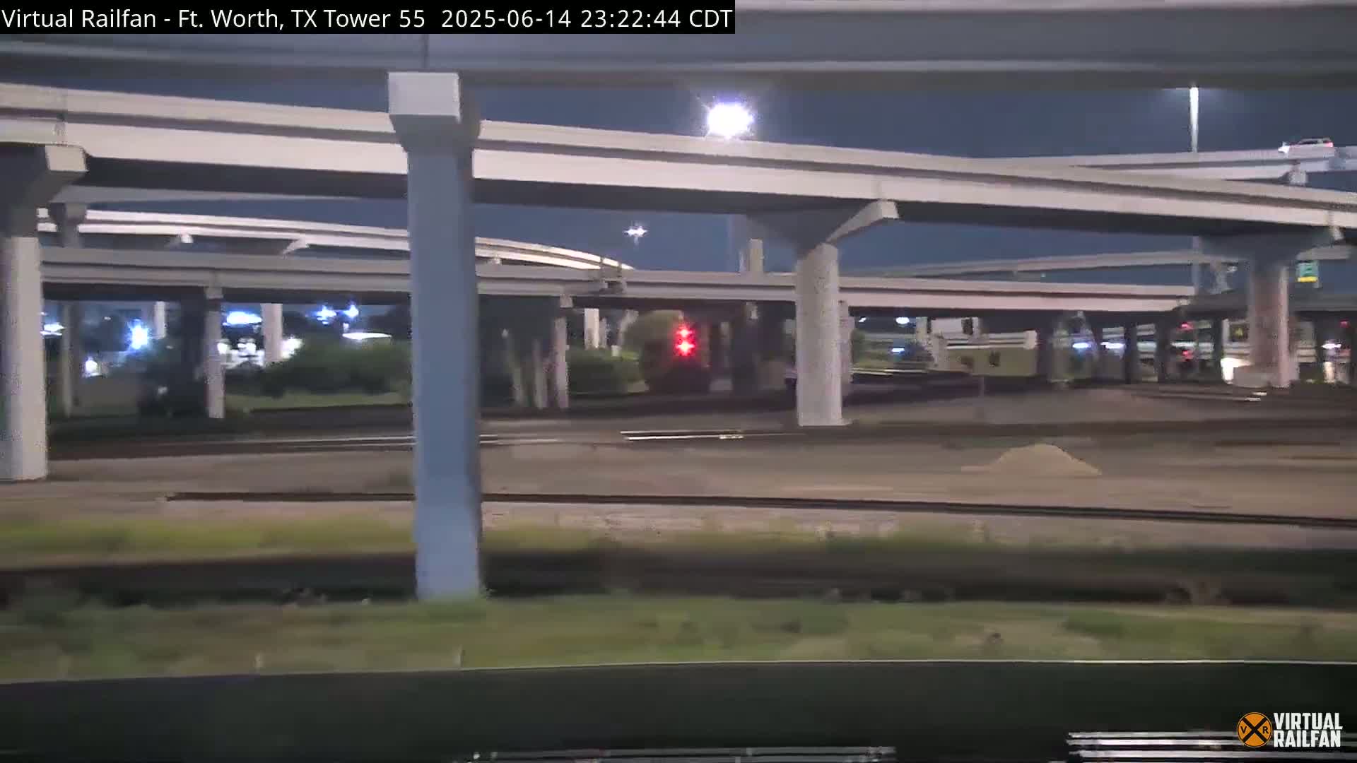 Fort Worth/Tower 55 Diamond Railroad Crossing Live Cam - Forth Worth, Tarrant ,Texas, USA 