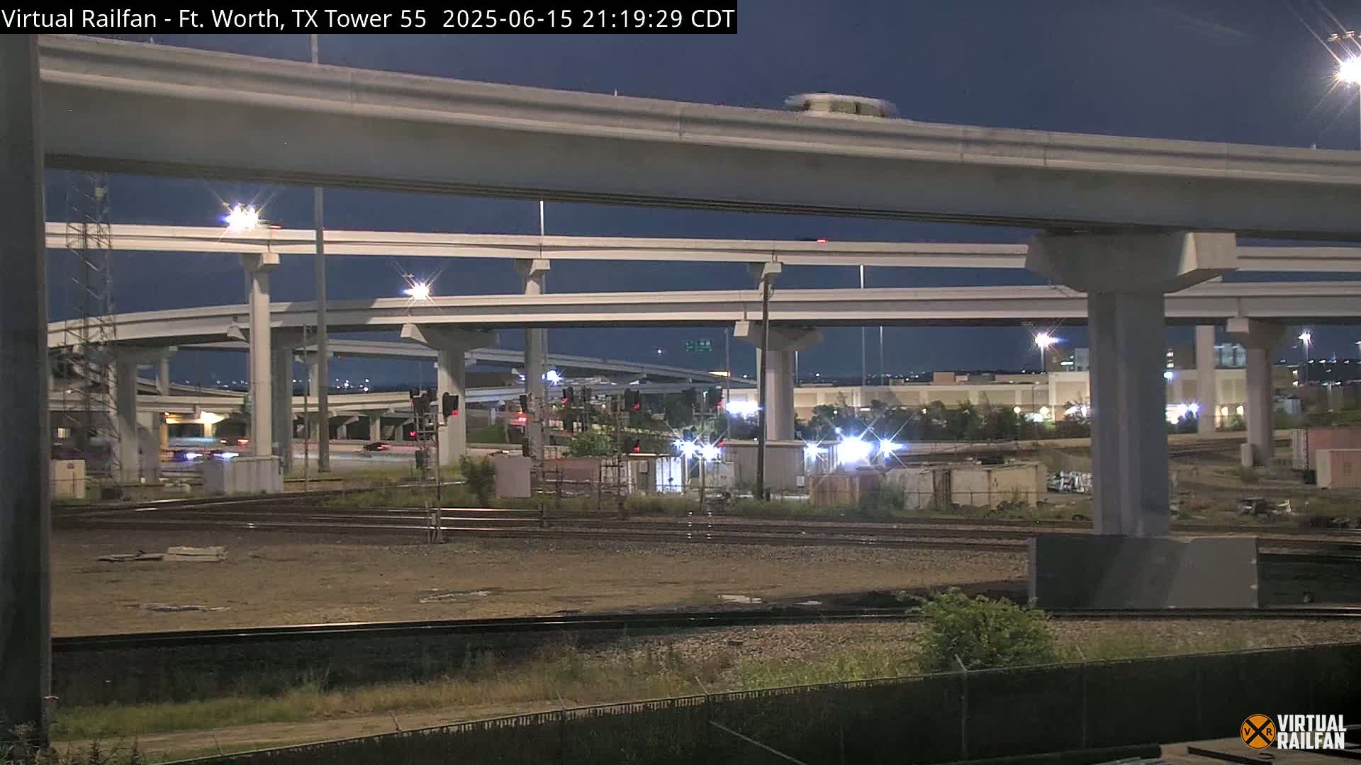 Fort Worth/Tower 55 Diamond Railroad Crossing Live Cam - Forth Worth, Tarrant ,Texas, USA 