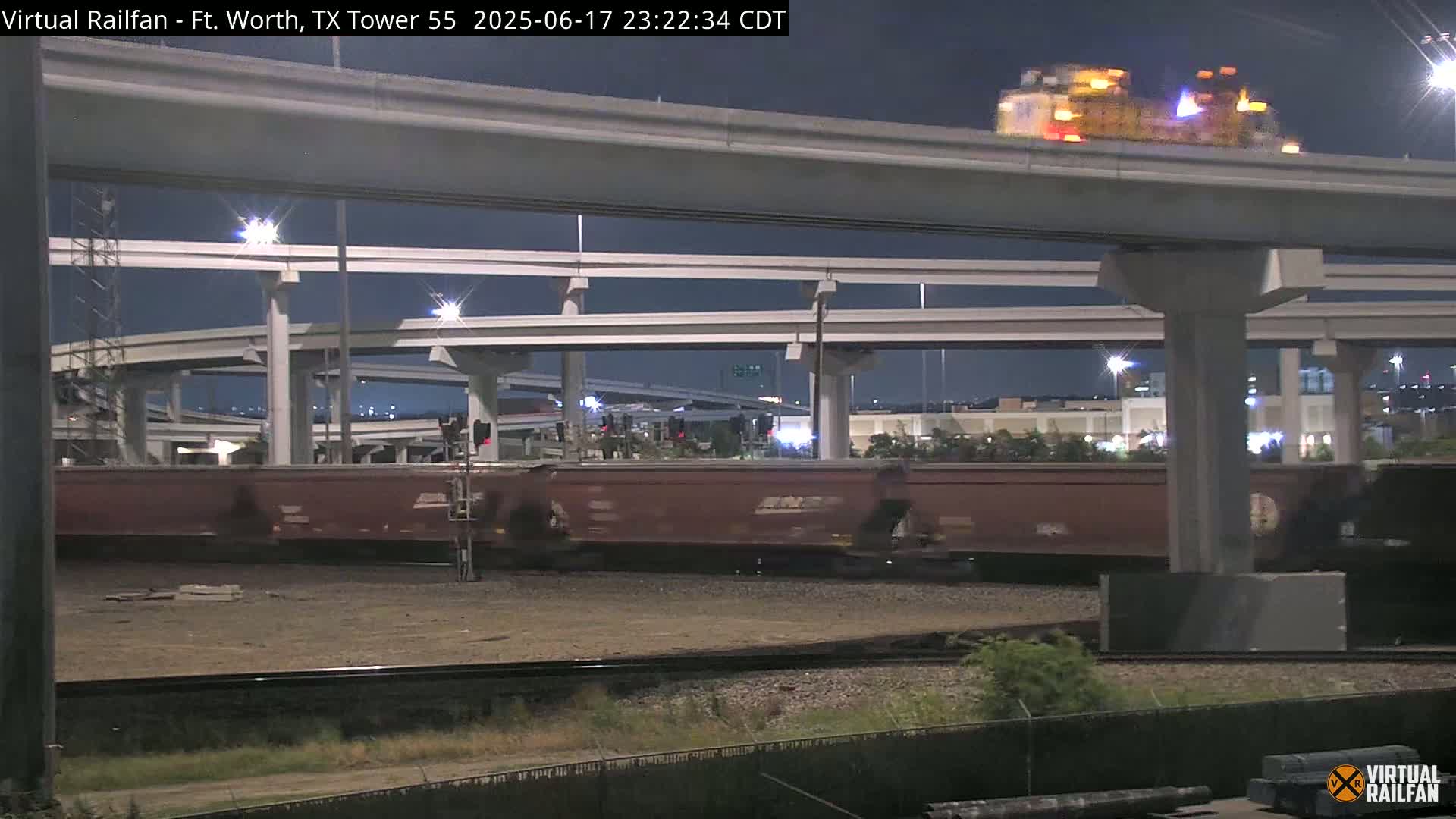 Fort Worth/Tower 55 Diamond Railroad Crossing Live Cam - Forth Worth, Tarrant ,Texas, USA 