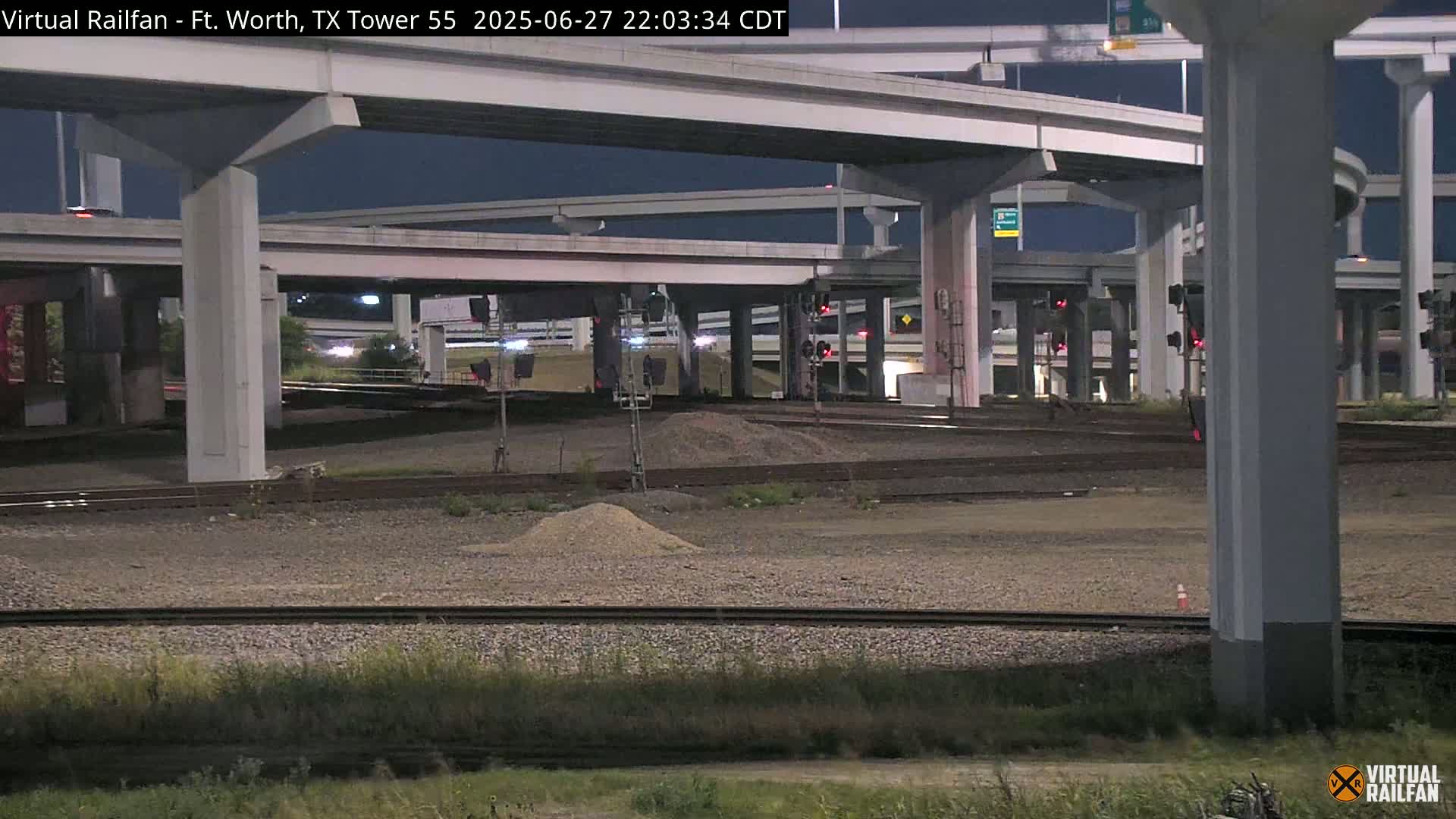 Fort Worth/Tower 55 Diamond Railroad Crossing Live Cam - Forth Worth, Tarrant ,Texas, USA 