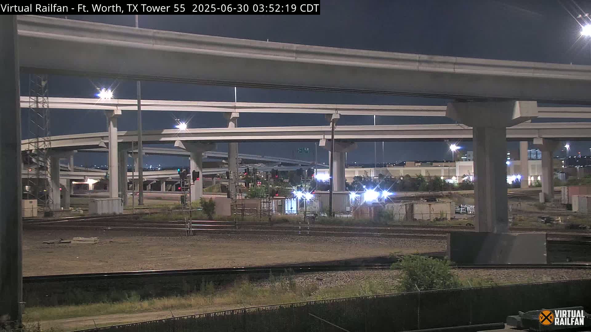 Fort Worth/Tower 55 Diamond Railroad Crossing Live Cam - Forth Worth, Tarrant ,Texas, USA 