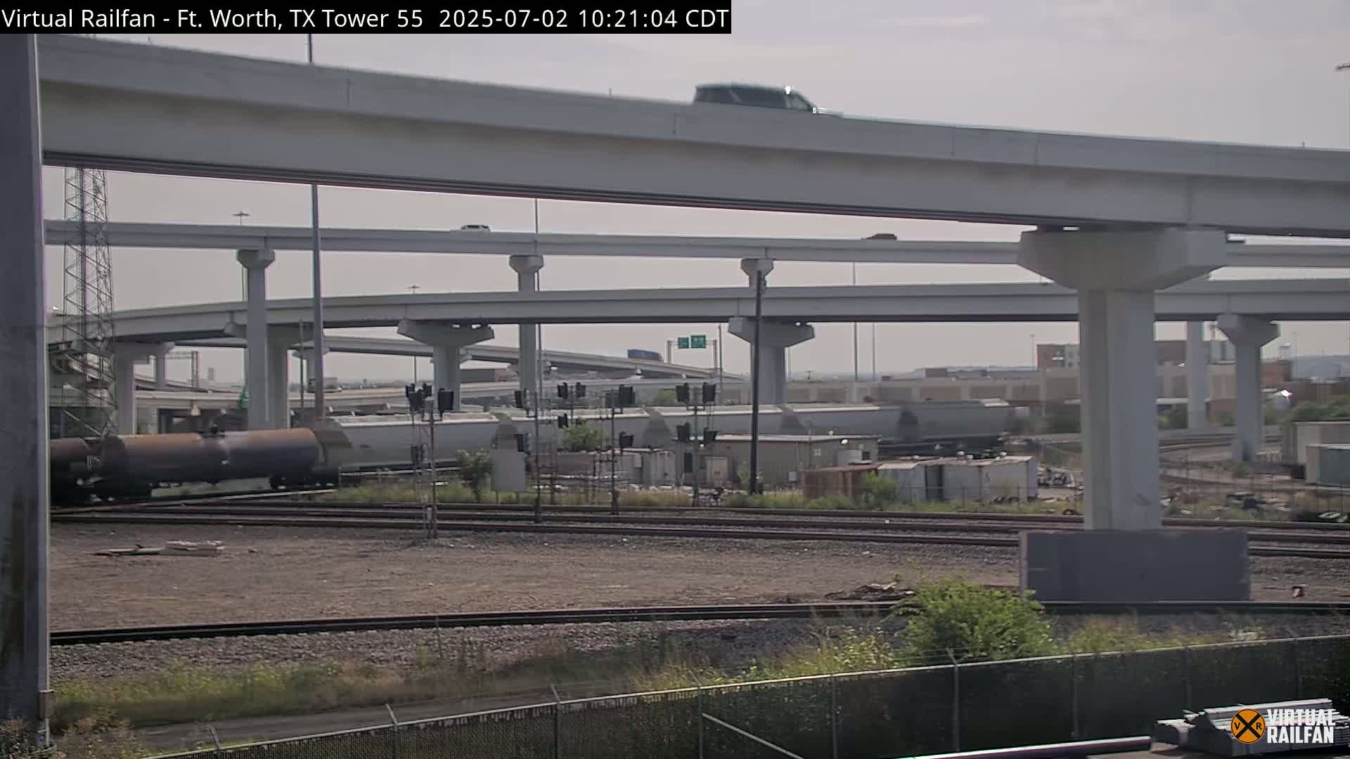 Fort Worth/Tower 55 Diamond Railroad Crossing Live Cam - Forth Worth, Tarrant ,Texas, USA 