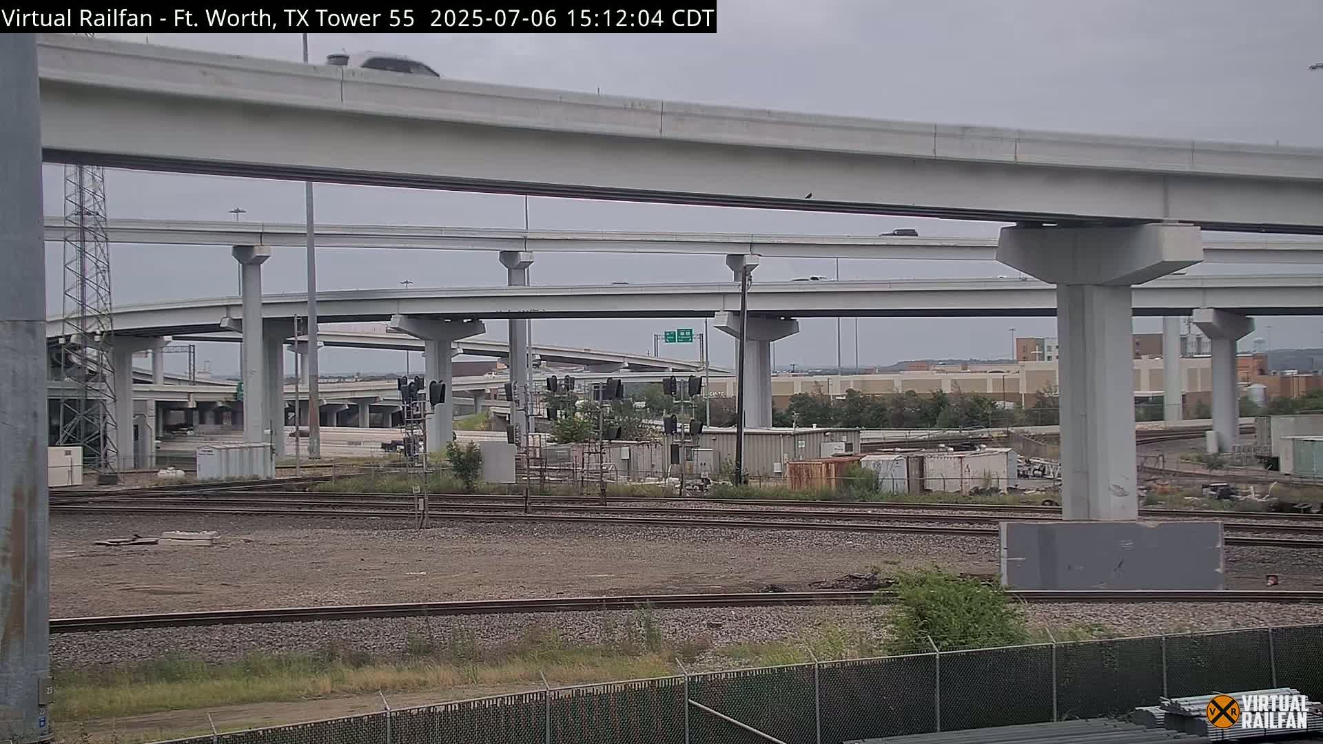 Fort Worth/Tower 55 Diamond Railroad Crossing Live Cam - Forth Worth, Tarrant ,Texas, USA 