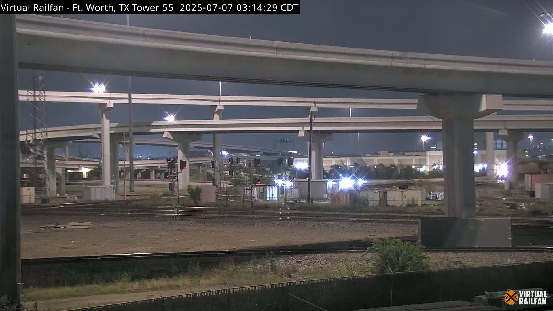 Fort Worth/Tower 55 Diamond Railroad Crossing Live Cam - Forth Worth, Tarrant ,Texas, USA 