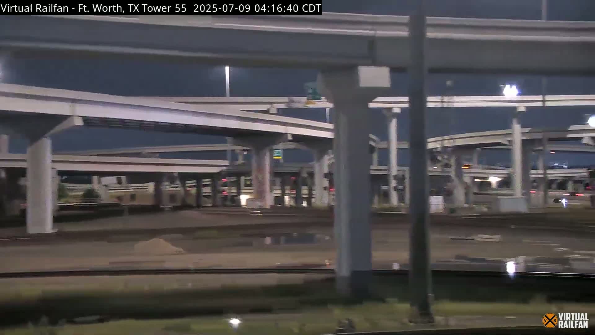 Fort Worth/Tower 55 Diamond Railroad Crossing Live Cam - Forth Worth, Tarrant ,Texas, USA 