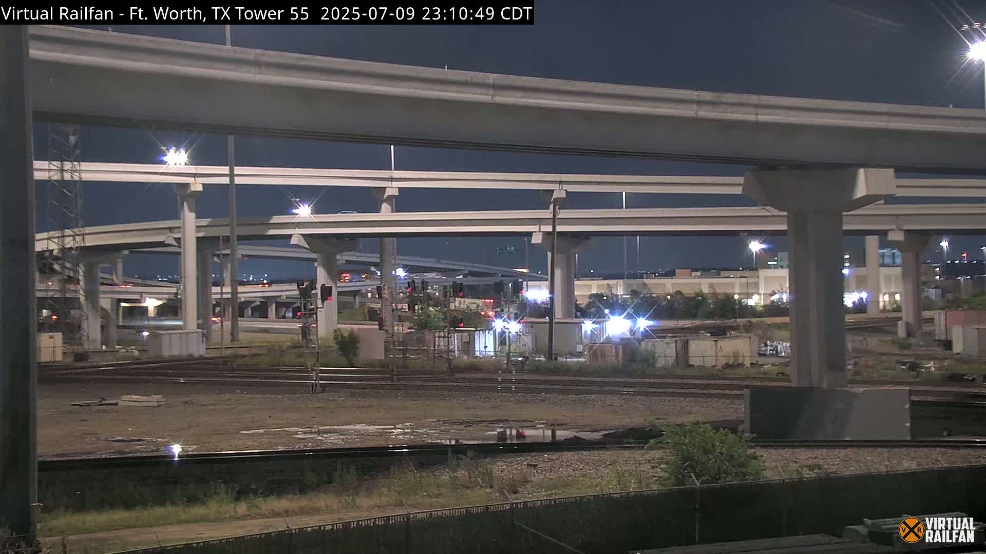 Fort Worth/Tower 55 Diamond Railroad Crossing Live Cam - Forth Worth, Tarrant ,Texas, USA 