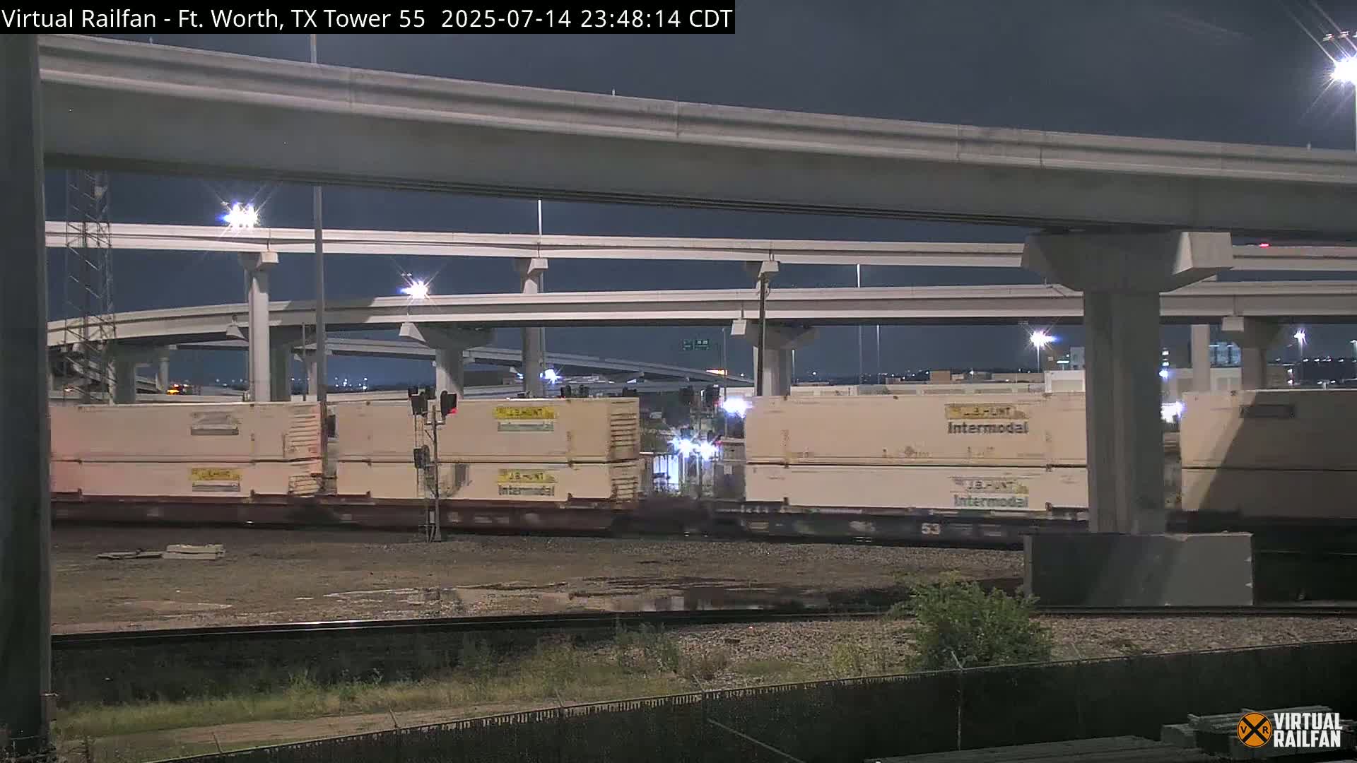 Fort Worth/Tower 55 Diamond Railroad Crossing Live Cam - Forth Worth, Tarrant ,Texas, USA 