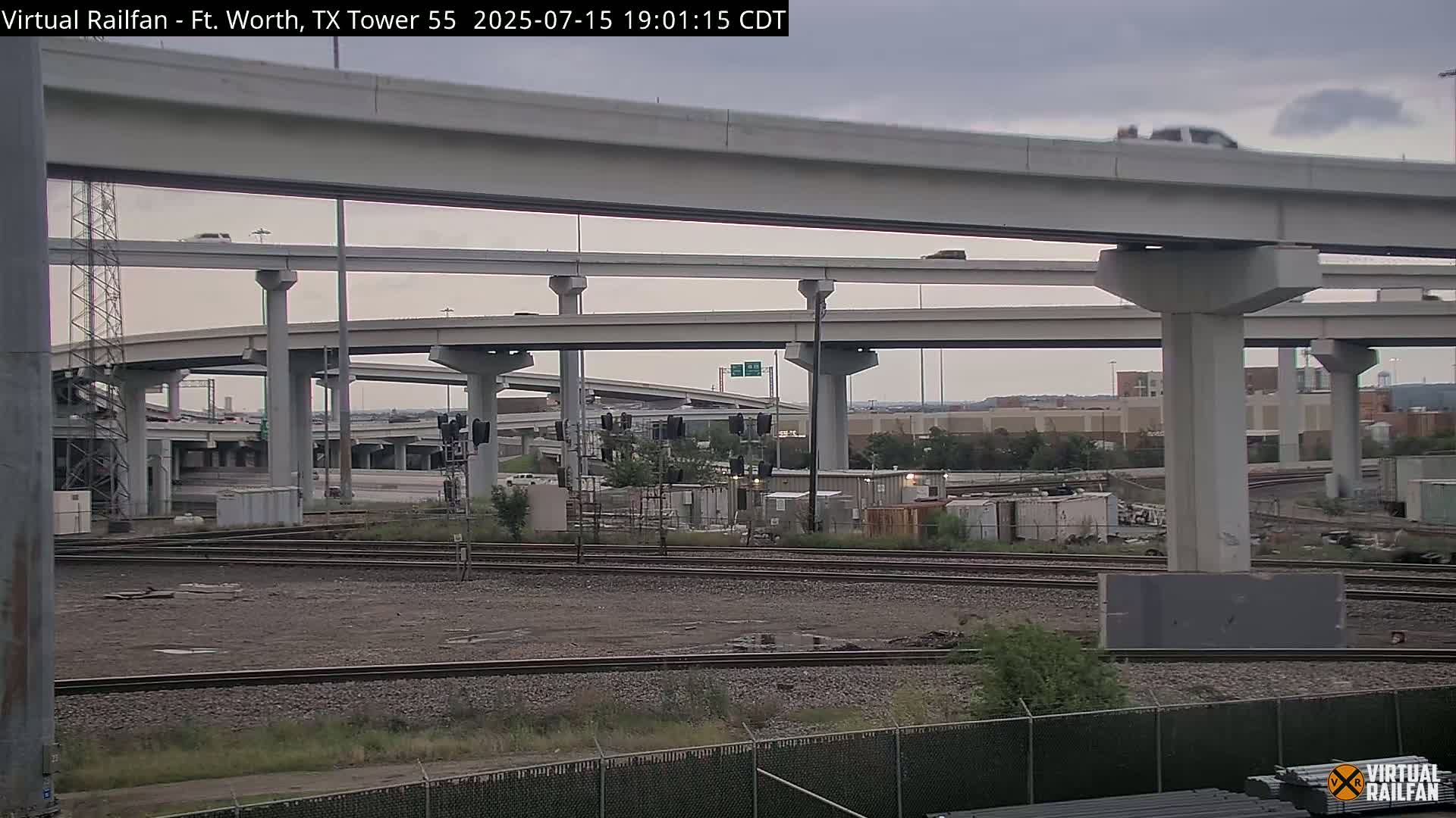 Fort Worth/Tower 55 Diamond Railroad Crossing Live Cam - Forth Worth, Tarrant ,Texas, USA 