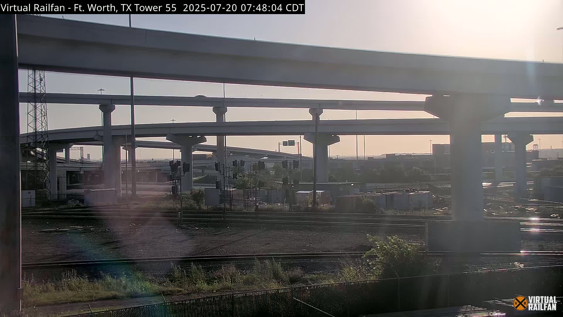 Fort Worth/Tower 55 Diamond Railroad Crossing Live Cam - Forth Worth, Tarrant ,Texas, USA 