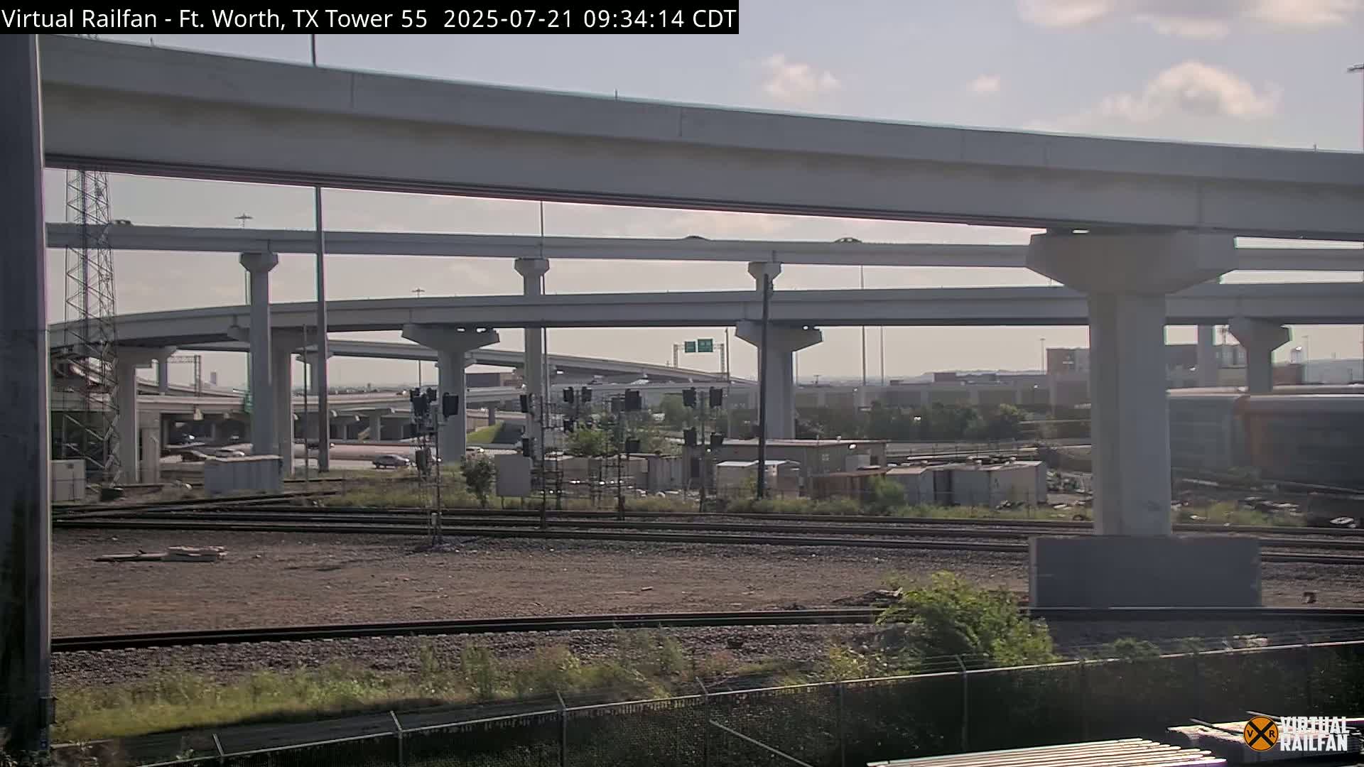 Fort Worth/Tower 55 Diamond Railroad Crossing Live Cam - Forth Worth, Tarrant ,Texas, USA 