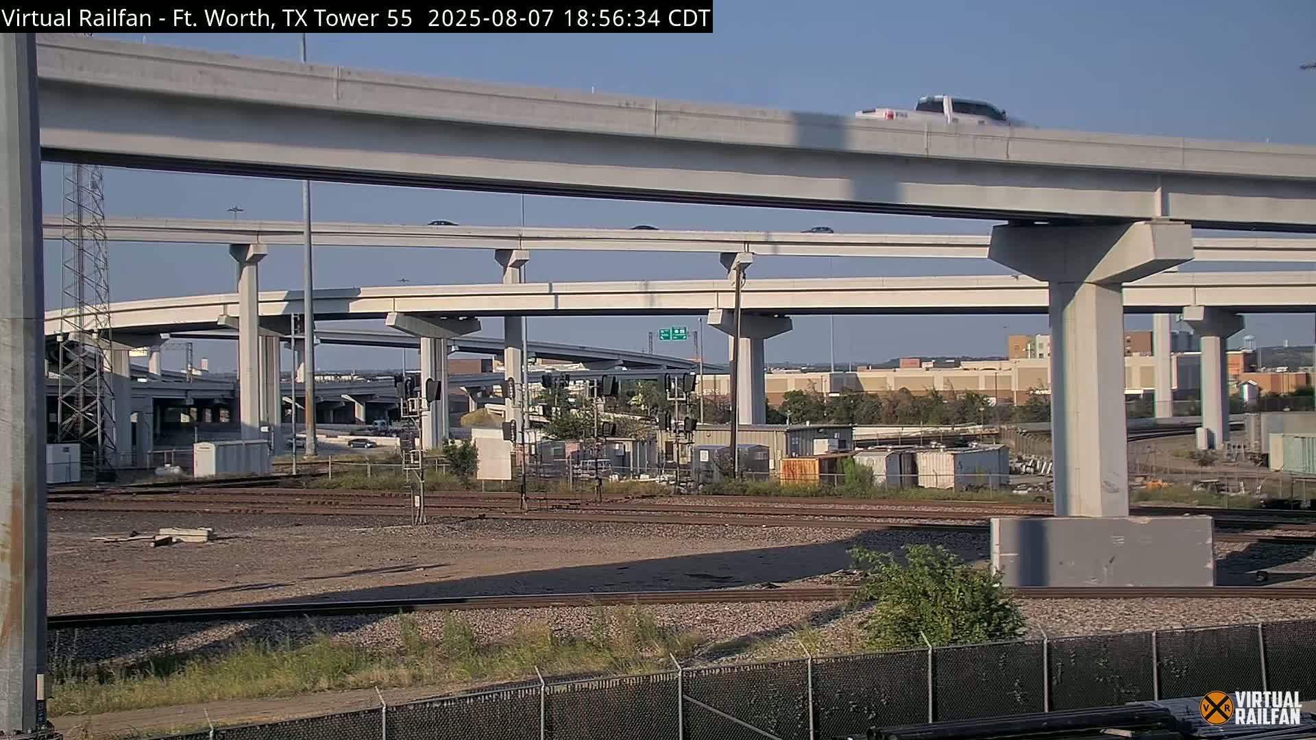 Fort Worth/Tower 55 Diamond Railroad Crossing Live Cam - Forth Worth, Tarrant ,Texas, USA 