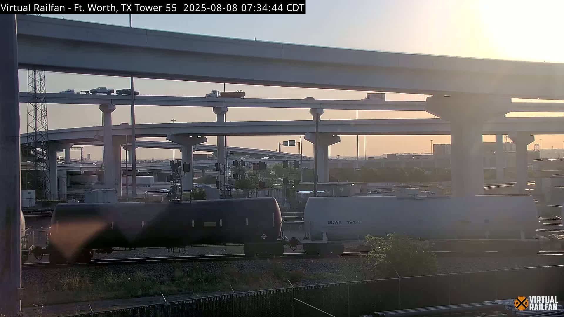 Fort Worth/Tower 55 Diamond Railroad Crossing Live Cam - Forth Worth, Tarrant ,Texas, USA 