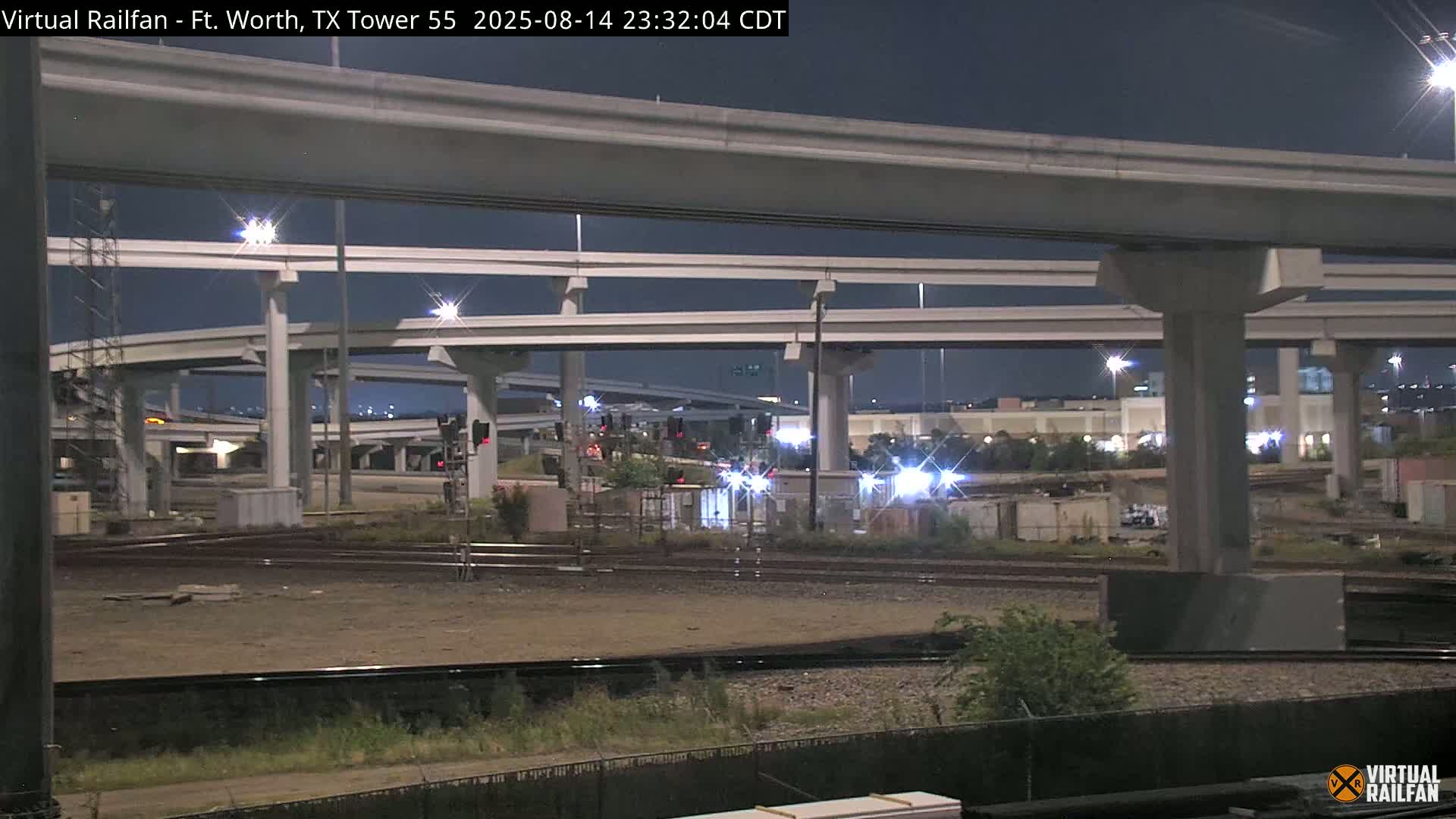 Fort Worth/Tower 55 Diamond Railroad Crossing Live Cam - Forth Worth, Tarrant ,Texas, USA 