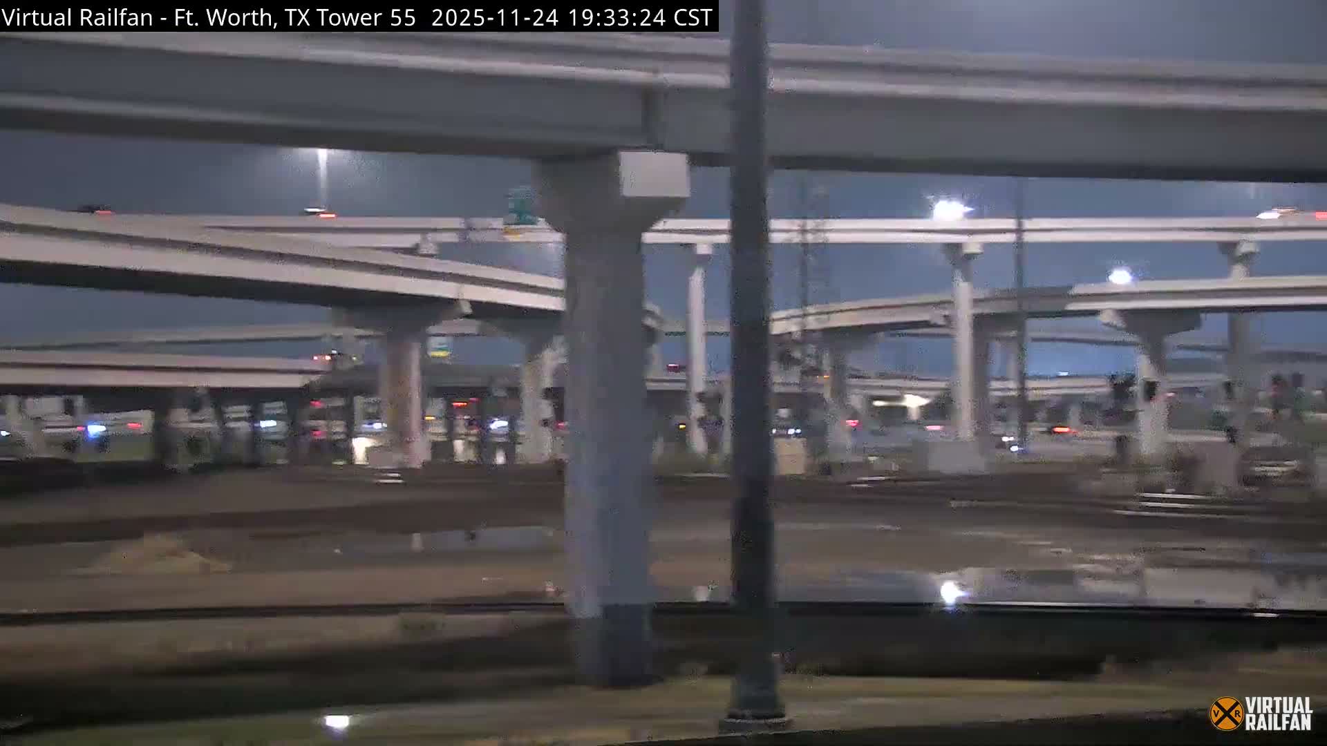 Fort Worth/Tower 55 Diamond Railroad Crossing Live Cam - Forth Worth, Tarrant ,Texas, USA 