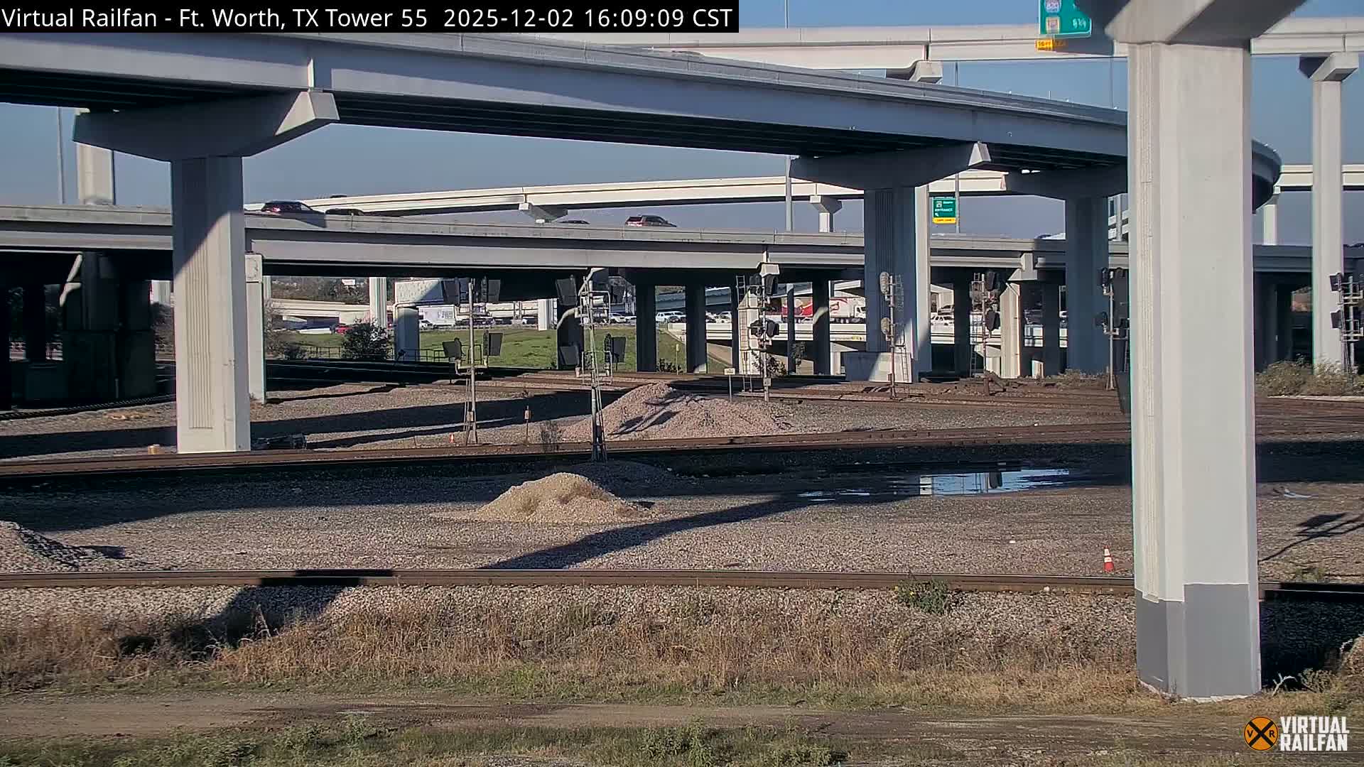 Fort Worth/Tower 55 Diamond Railroad Crossing Live Cam - Forth Worth, Tarrant ,Texas, USA 