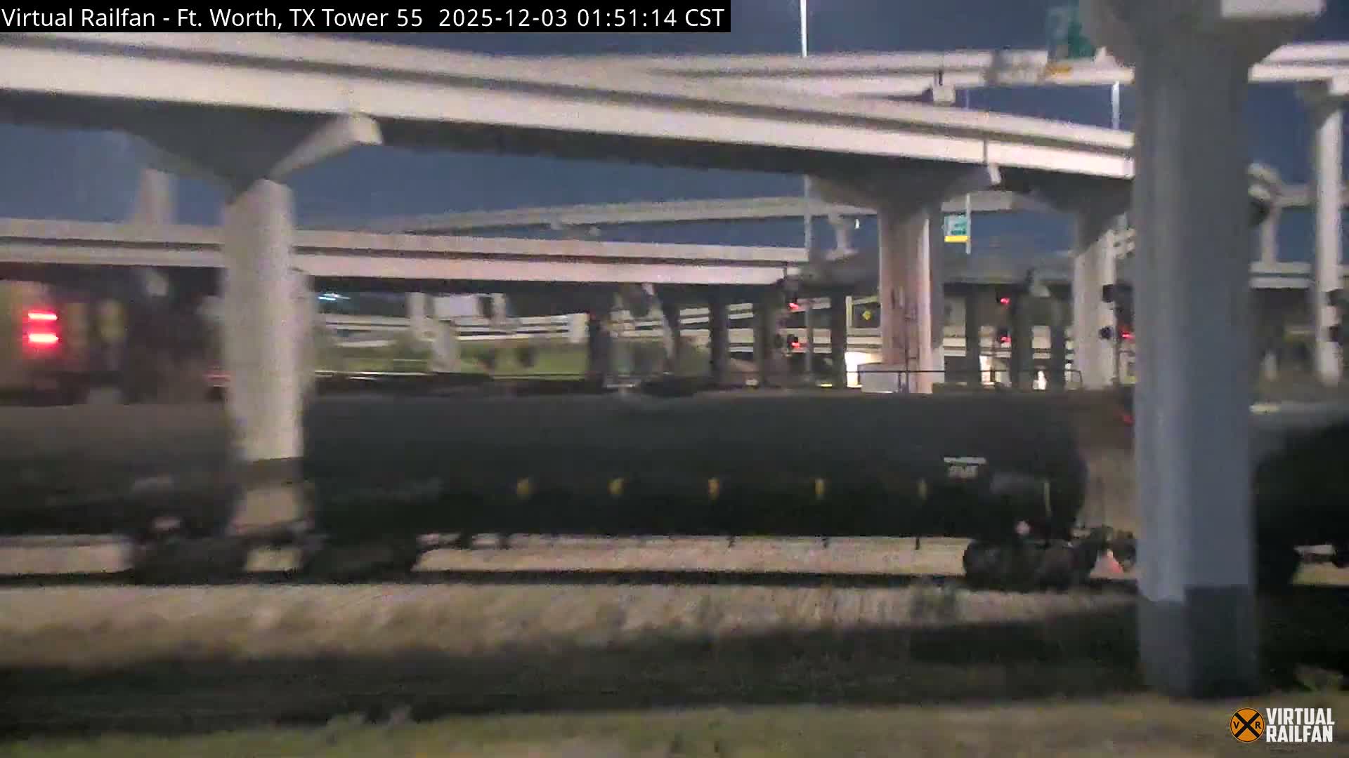Fort Worth/Tower 55 Diamond Railroad Crossing Live Cam - Forth Worth, Tarrant ,Texas, USA 