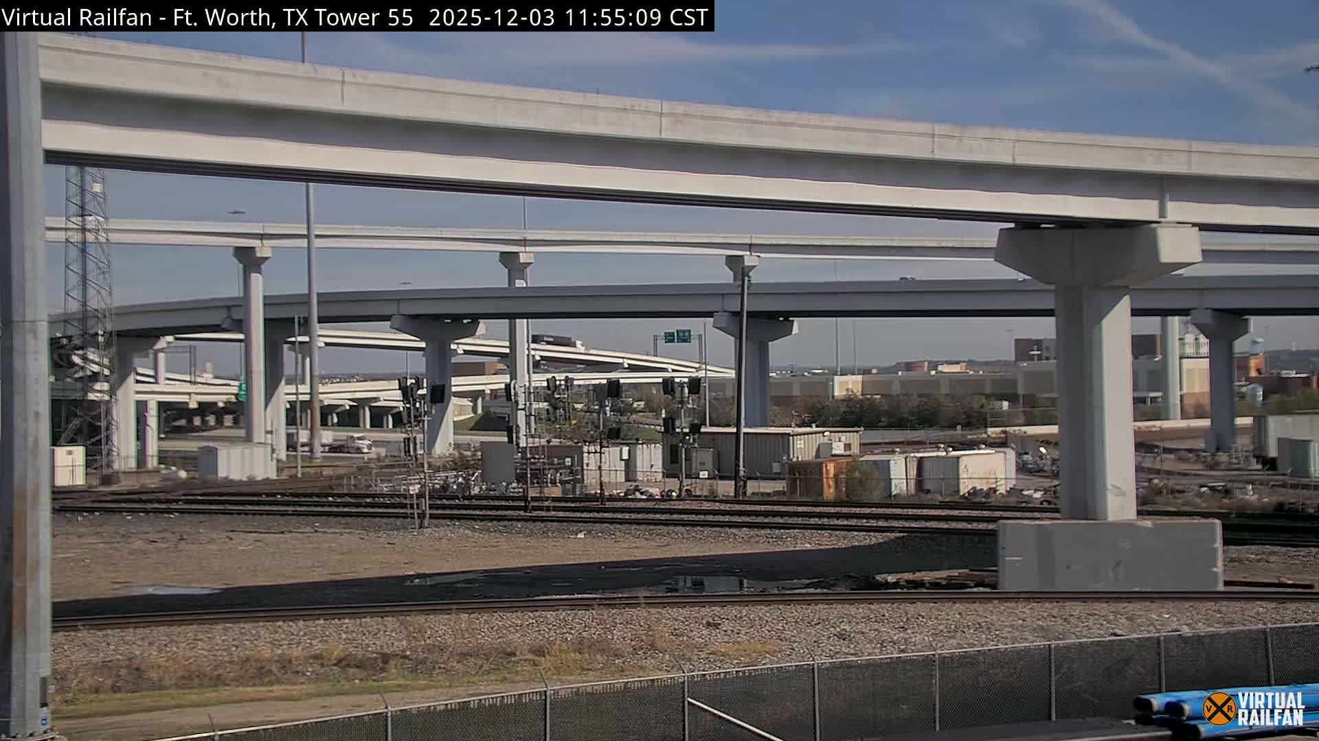Fort Worth/Tower 55 Diamond Railroad Crossing Live Cam - Forth Worth, Tarrant ,Texas, USA 